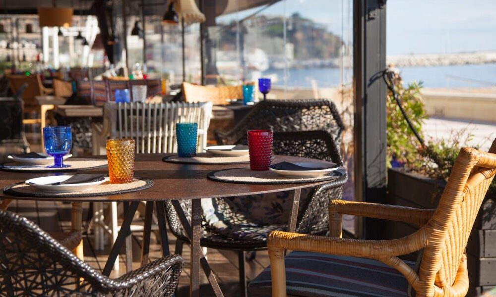 enhancing-commercial-outdoor-spaces:-trends-and-tips-for-businesses